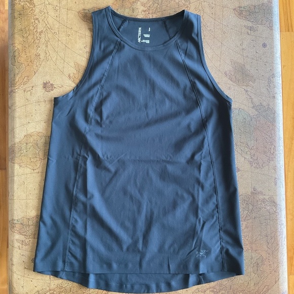 Arc’teryx Contenta sleeveless top - Picture 2 of 7